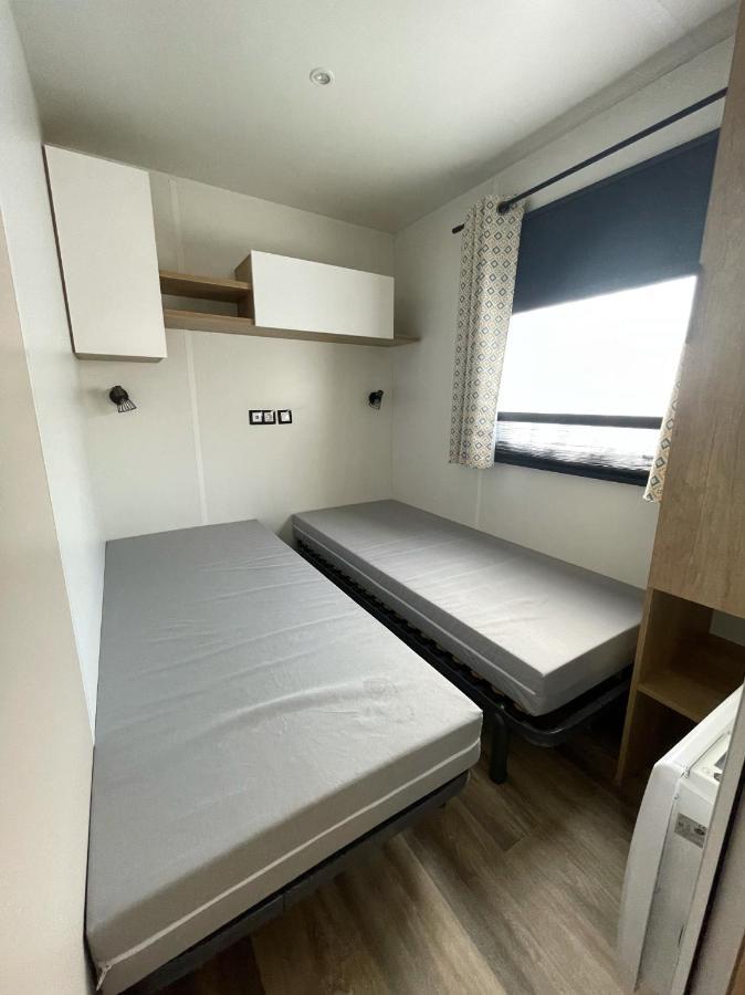 Vesna Mobil Home กาเนต์-อ็อง-รูสซียง ภายนอก รูปภาพ