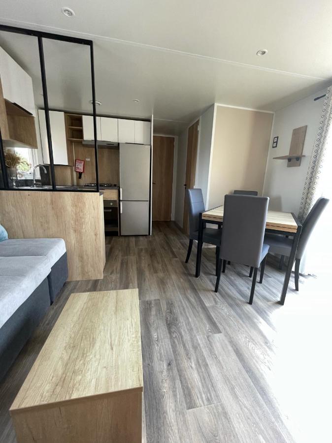Vesna Mobil Home กาเนต์-อ็อง-รูสซียง ภายนอก รูปภาพ